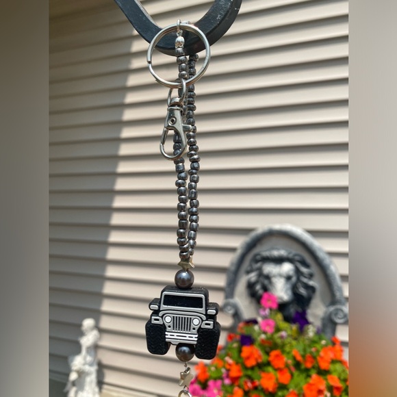 Handmade Resin Duck Jeep Rearview Mirror Charm- Keychain- Backpack - Purse Charm - Picture 6 of 9